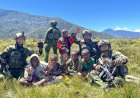 Tawa Anak Okumetadi Warnai Kebersamaan Bersama Prajurit Marinir